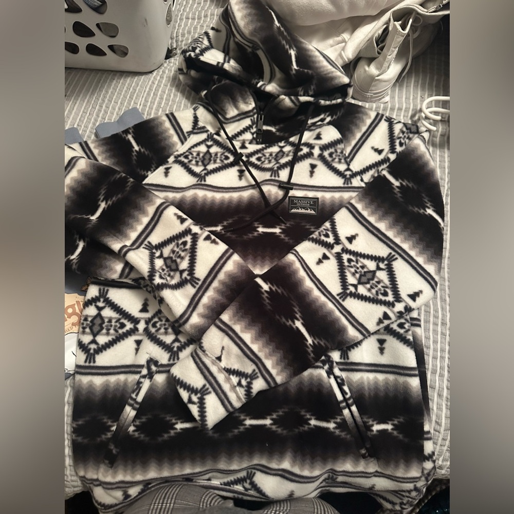 Massive outdoor hoodie